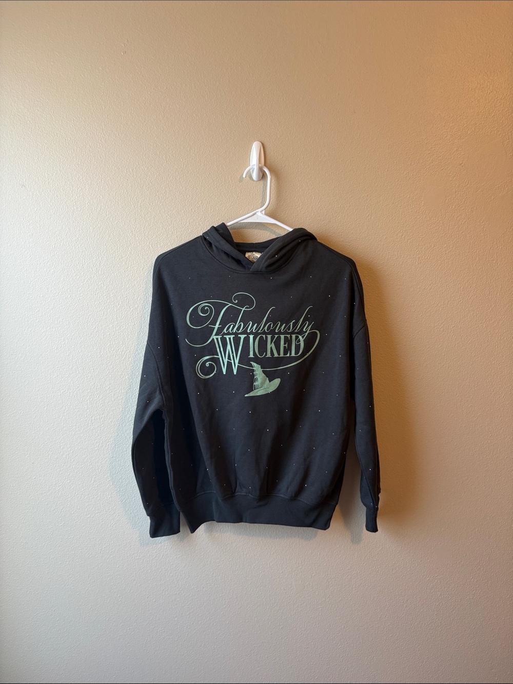 ✨NWT~Wicked Bling Sweatshirt 💚✨